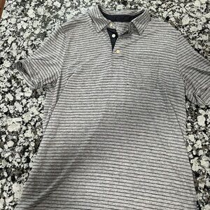 Men’s American Eagle gray striped collared short sleeve shirt size medium